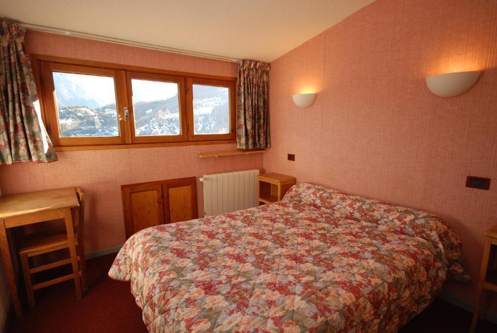 Auberge Du Rochasson Risoul Room photo
